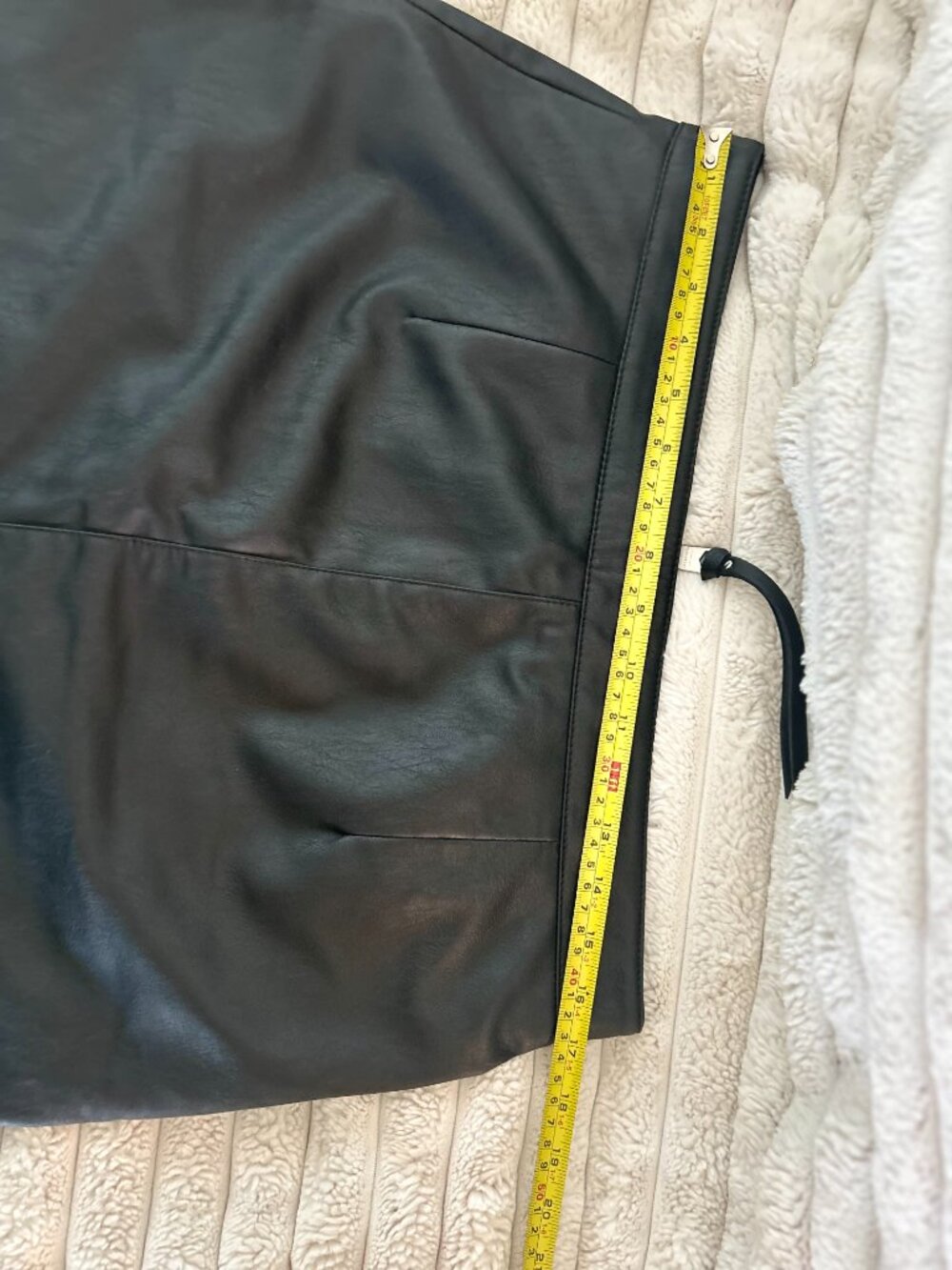ALLSAINTS Black Faux Leather Mini Skirt US 10 Zipper Accent Lined Biker Style - Picture 5 of 10